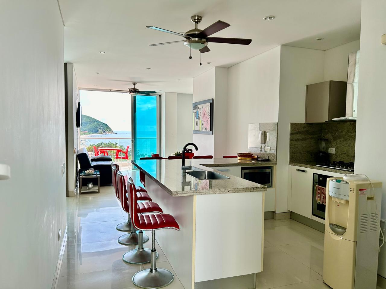 Arriendo Apartamento- Primera Línea de Playa- Rodadero sur