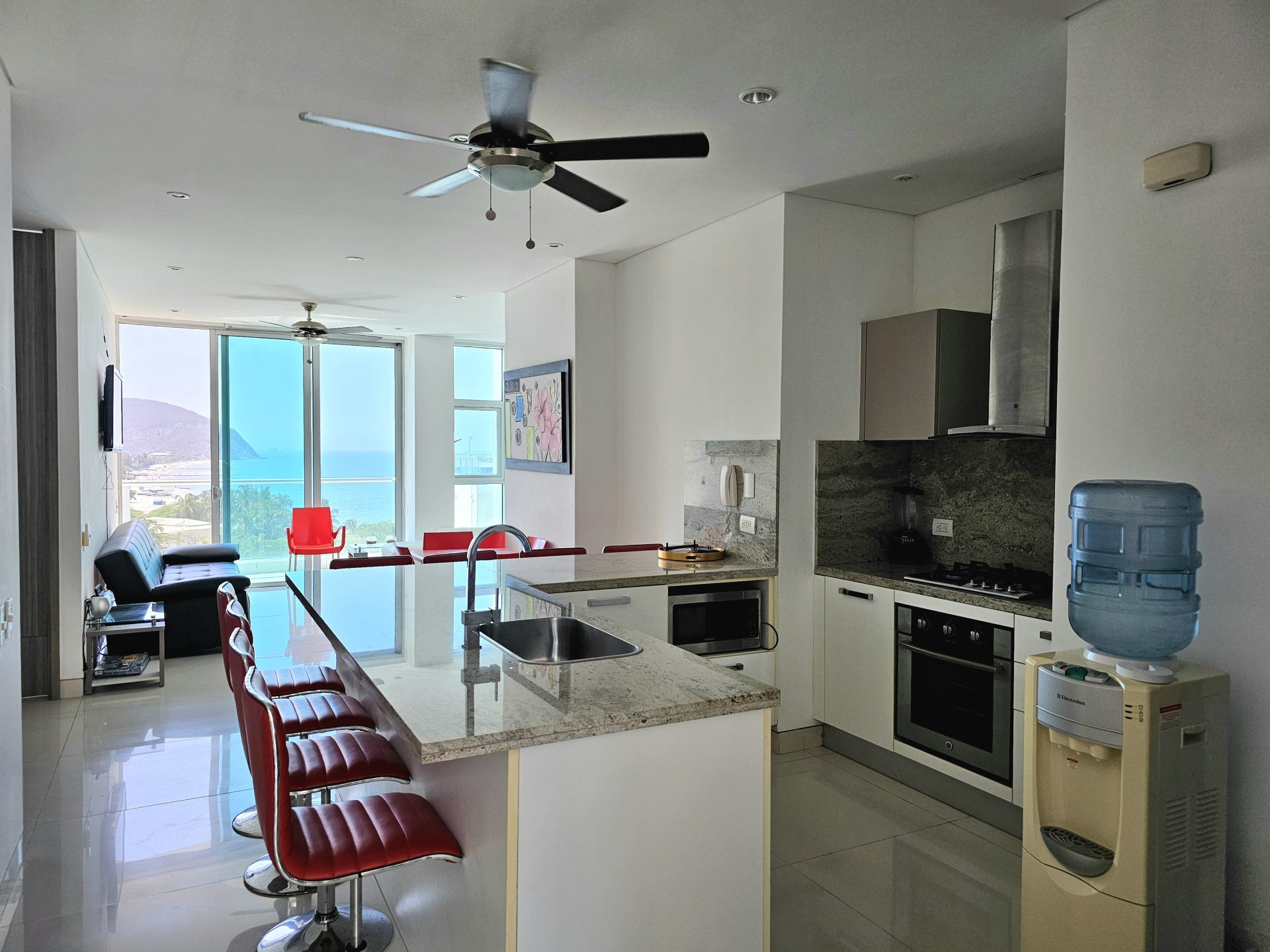 Arriendo Apartamento- Primera Línea de Playa- Rodadero sur