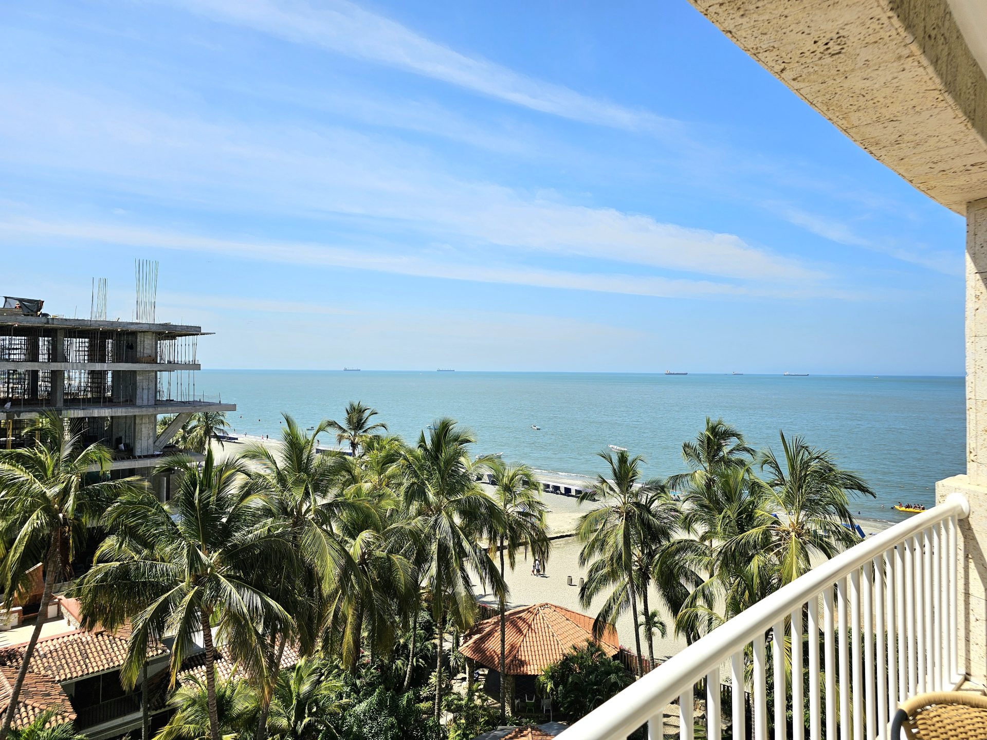 Vivir en un Resort arriendo apartamento irotama