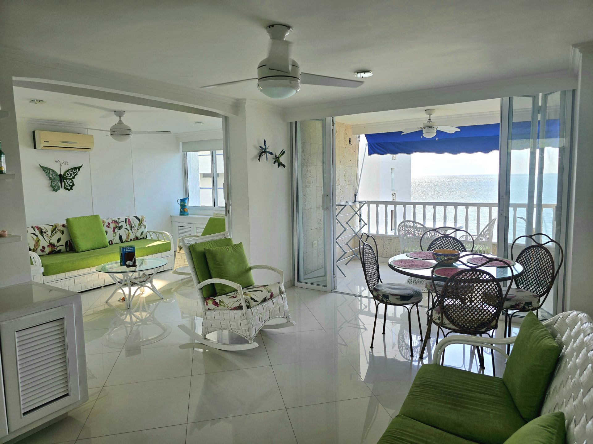 Hermoso Apartamento Amoblado en Arriendo 3 Alcobas – Alcatraces