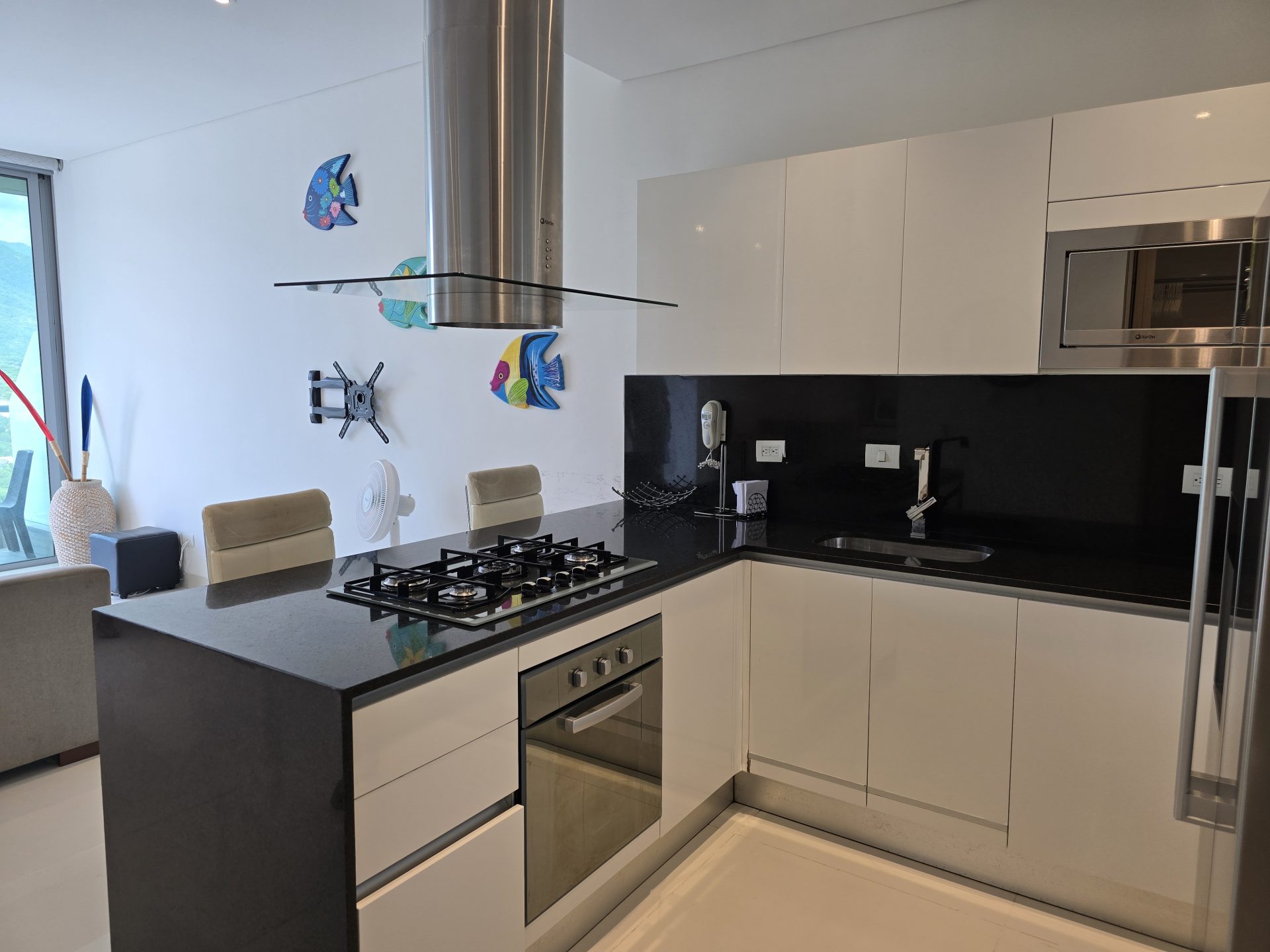 Arriendo Apartamento Frente al Mar . Atardeceres Dorados- Sin Muebles