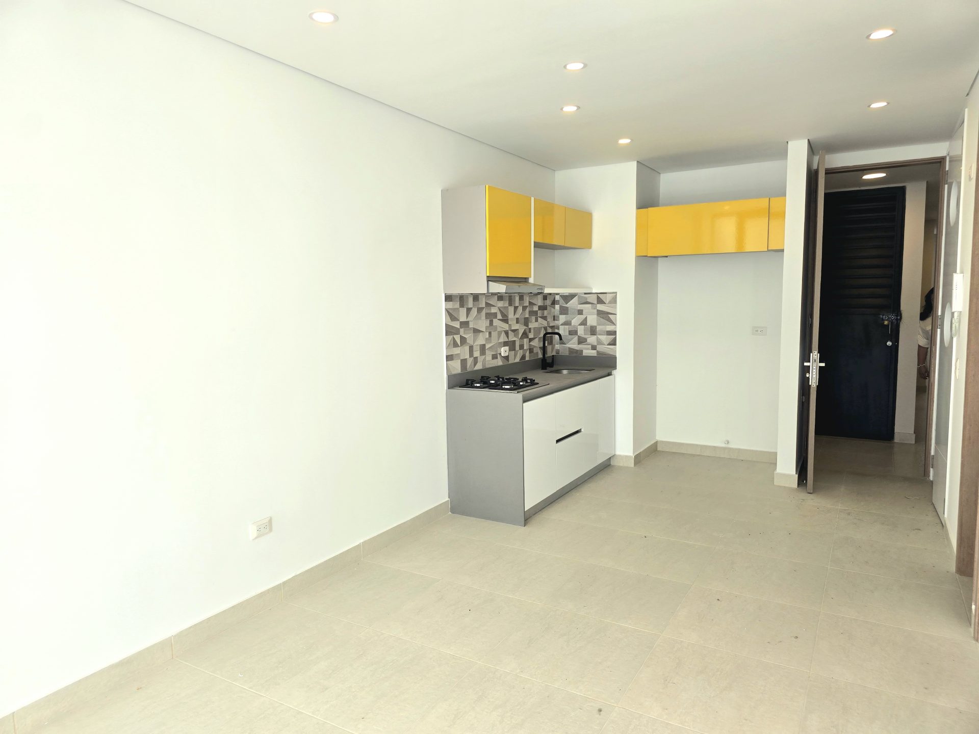 Apartamento en arriendo 1 Alcoba – Pozos Colorados