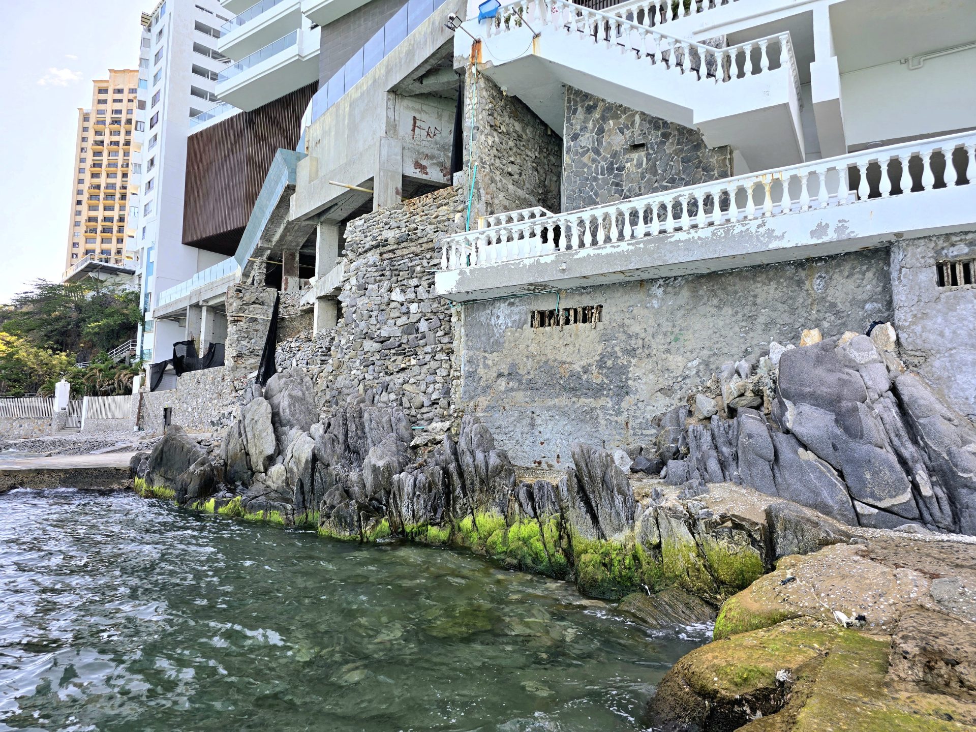 Hermoso Apartamento en Arriendo Amoblado Vista al Mar – Murujuy