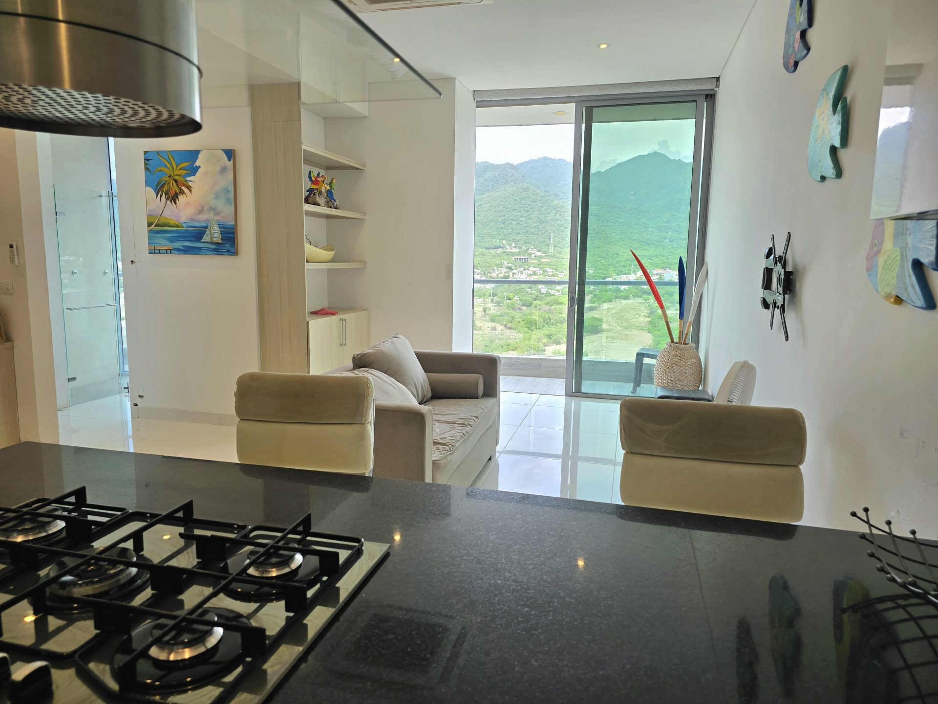 Arriendo Apartamento Frente al Mar . Atardeceres Dorados- Sin Muebles