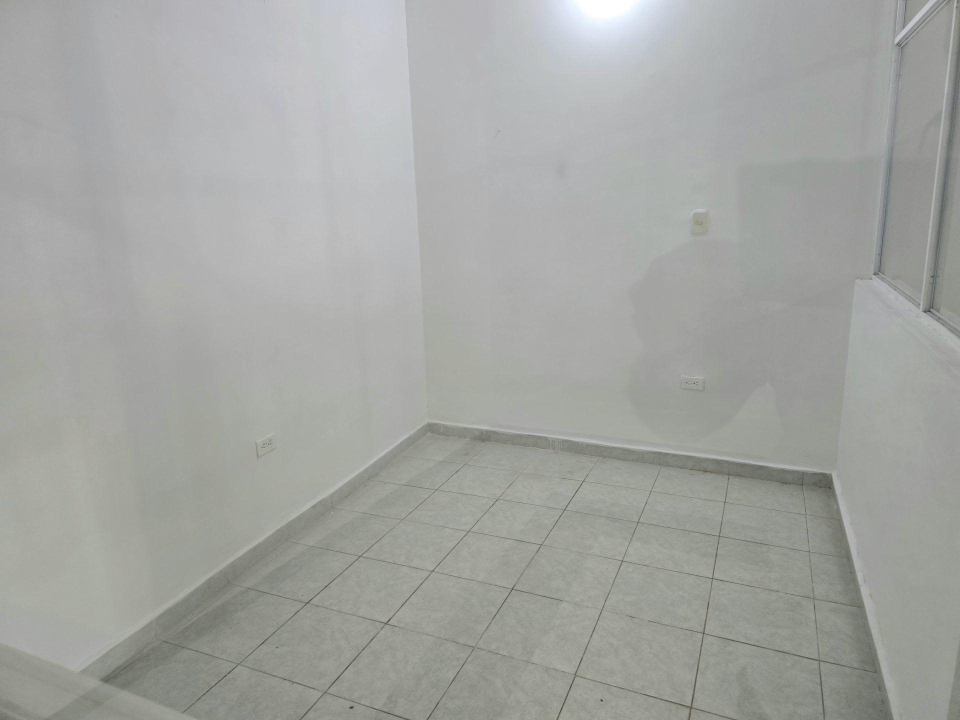 Local en Arriendo 82 mts Sector Aeromar