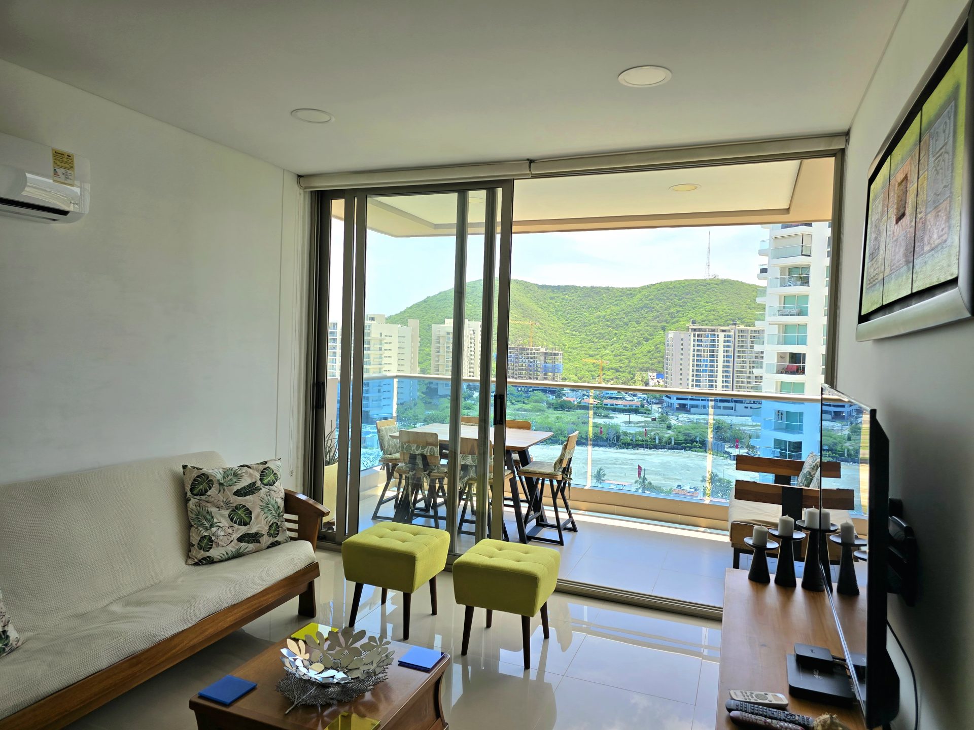 Apartamento en Arriendo 2 Alcobas – Vista al Mar- Samaria Club