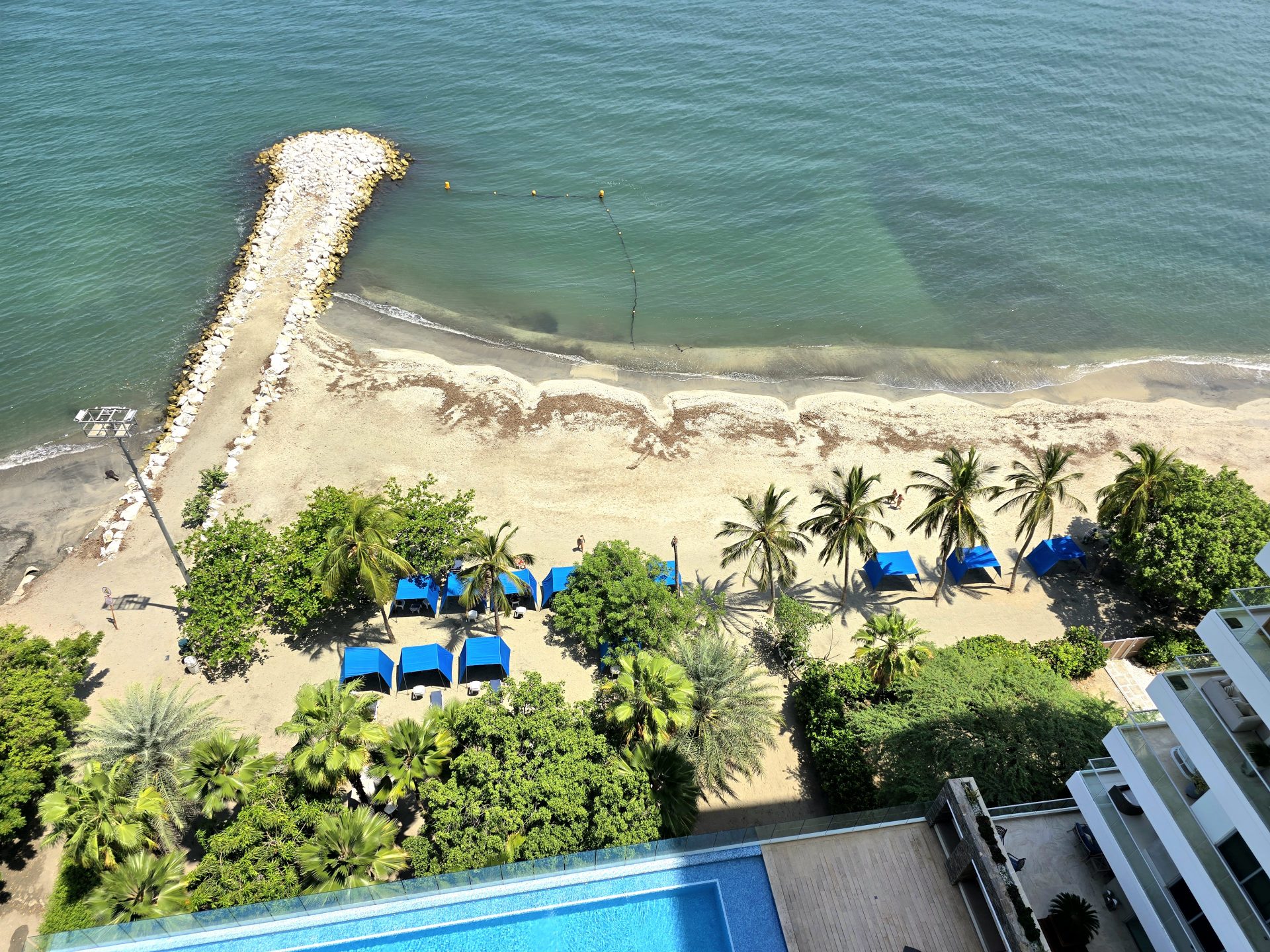 Hermoso Apartamento en Arriendo Amoblado- Frente al mar