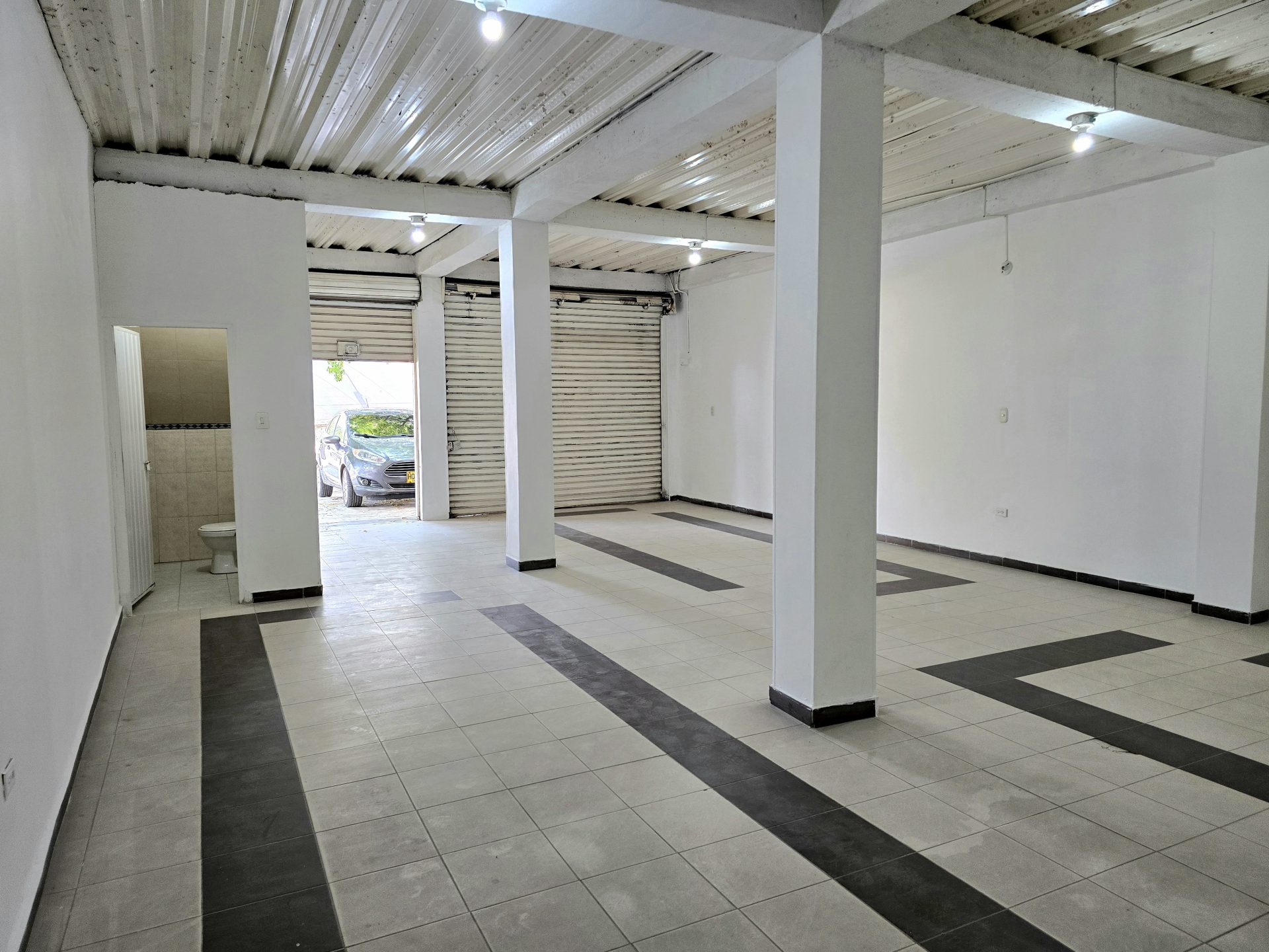 Local en Arriendo 82 mts Sector Aeromar