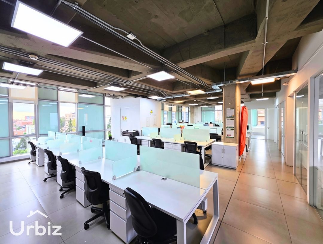 Oficina en arriendo o venta | Centro Empresarial ELEMENTO, Calle 26