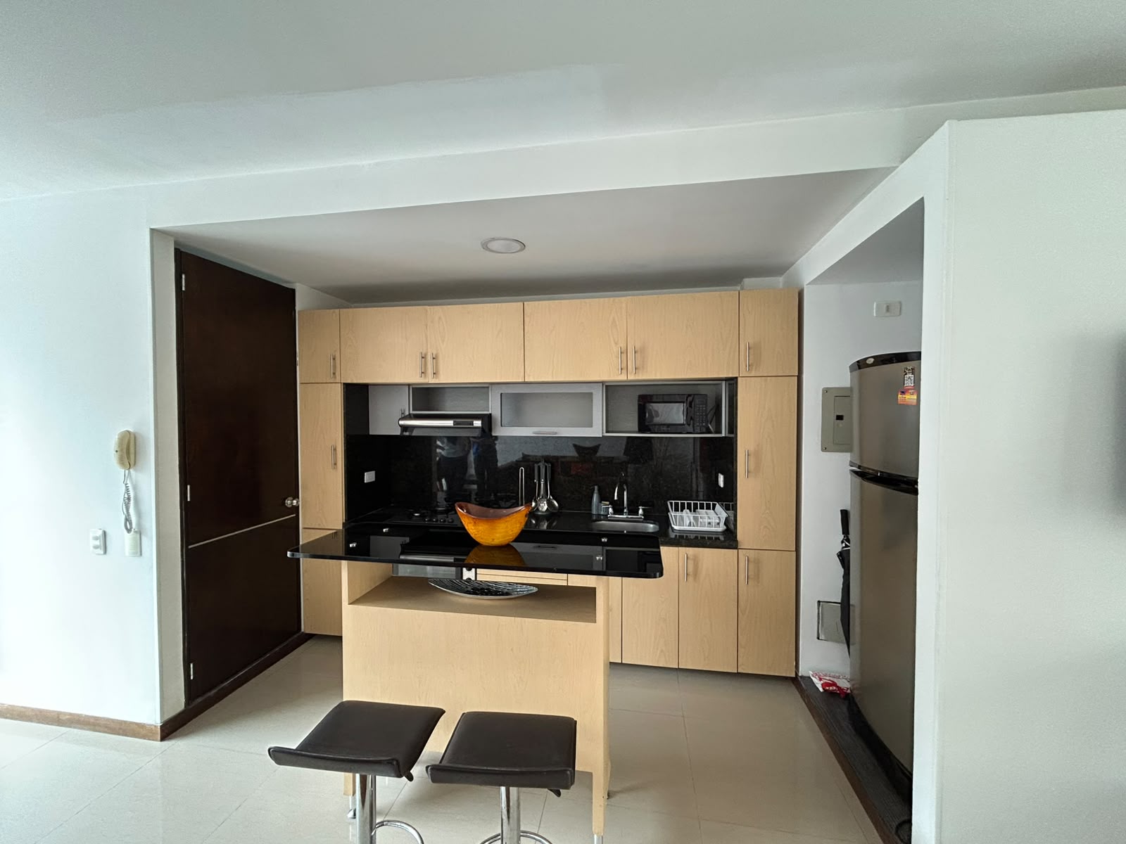 Se Arrienda Apartamento (Amoblado e Insonorizado) – Sector Avenida 19