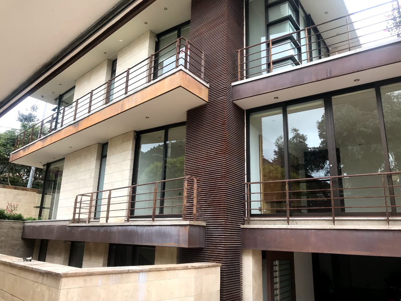 Oficina en Arriendo en Santa ana occidental, Bogotá