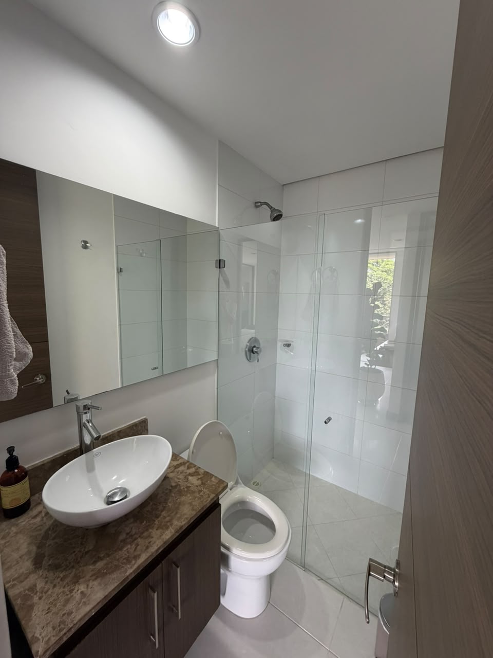 APARTAMENTO EN ALQUILER – LOMA EL ESMERALDAL ENVIGADO