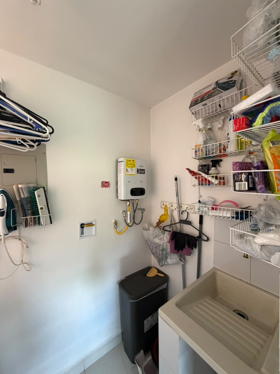 APARTAMENTO EN ALQUILER – LOMA EL ESMERALDAL ENVIGADO
