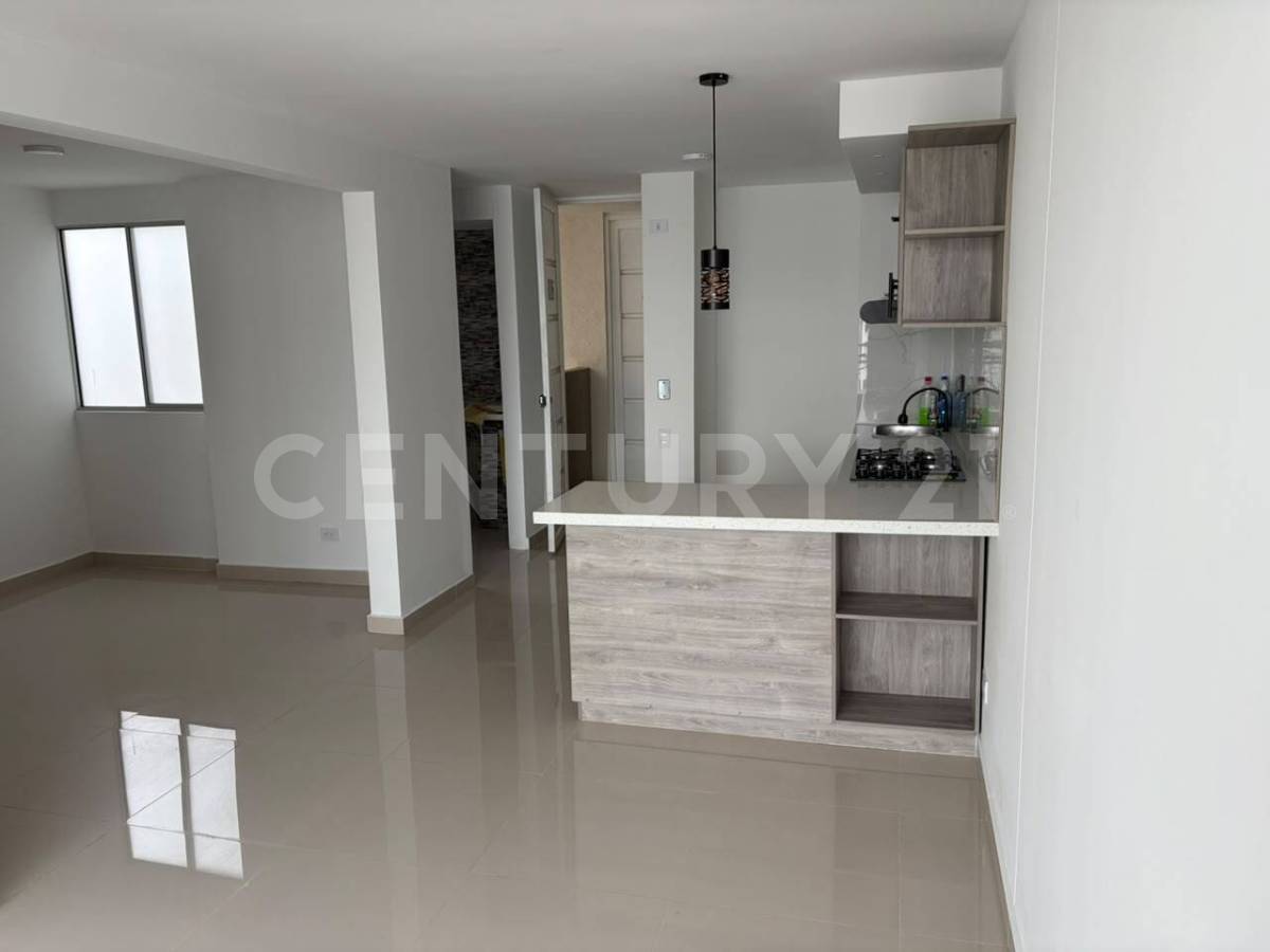 SE ARRENDA APARTAMENTO LA CUADRAS