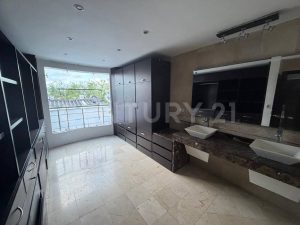 6aca6d8428460.jpg