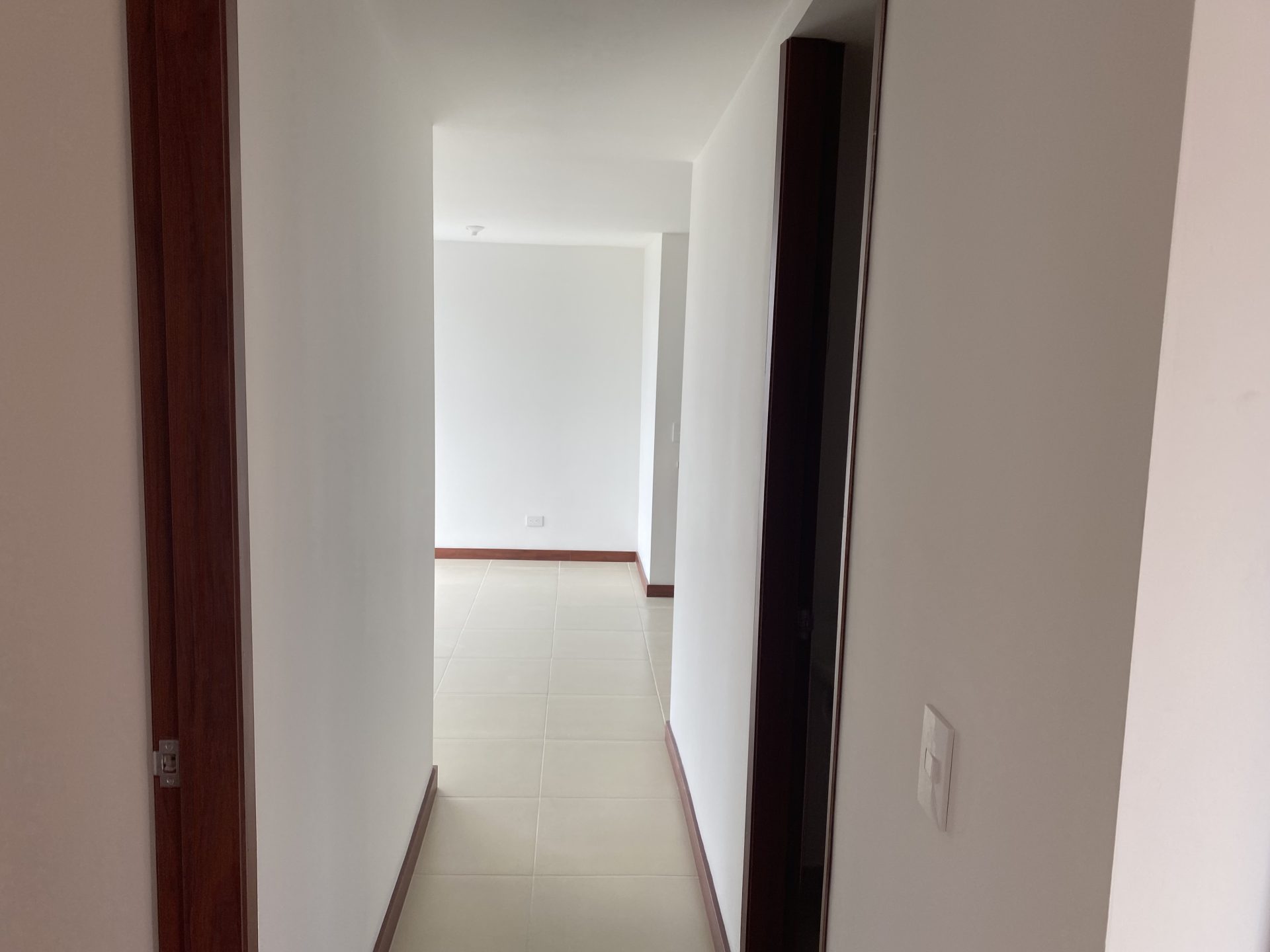 APARTAMENTO EN ARRIENDO VILLAMARIA CON ASCENSOR Y GARAJE