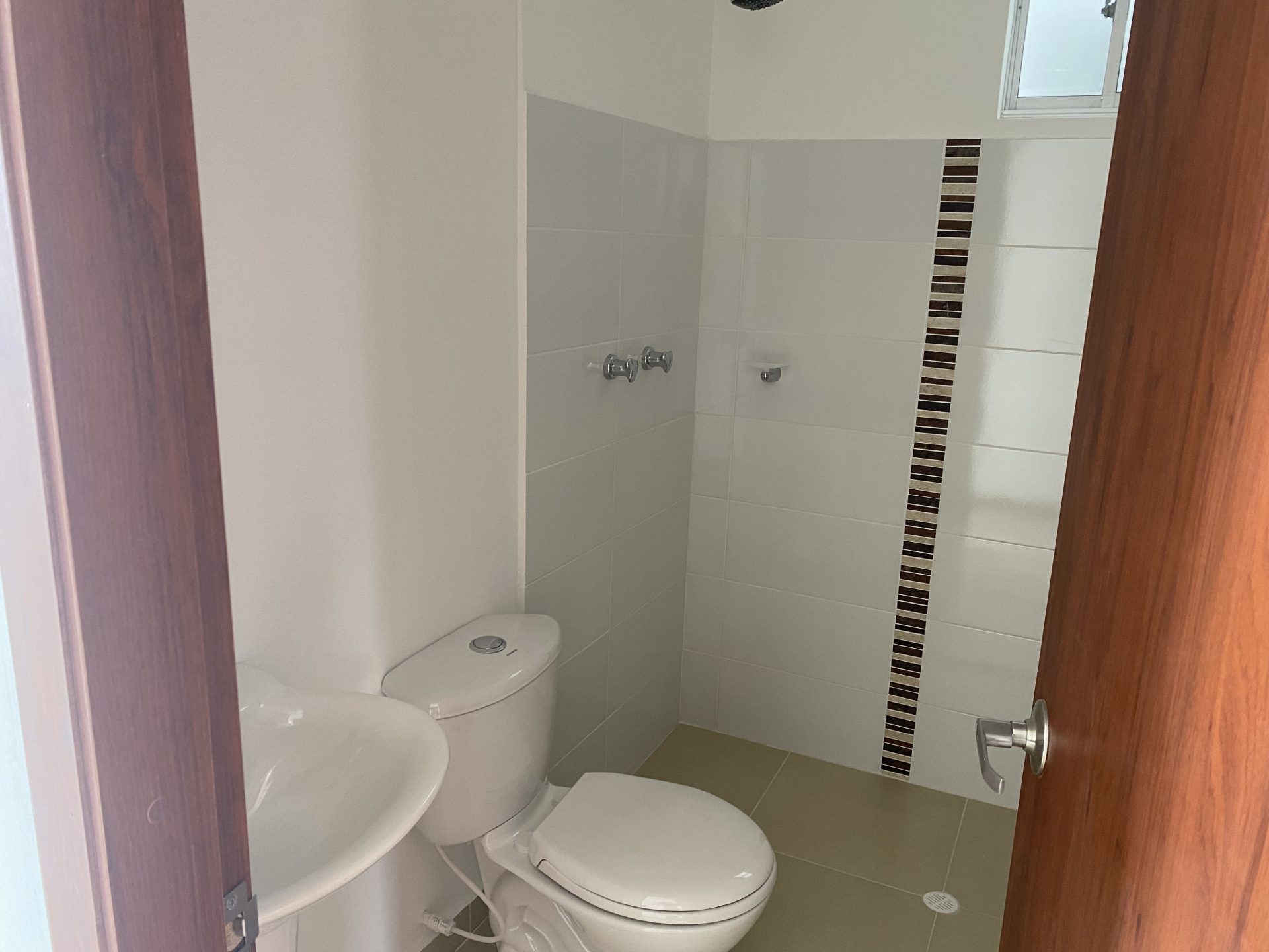 APARTAMENTO EN ARRIENDO VILLAMARIA CON ASCENSOR Y GARAJE