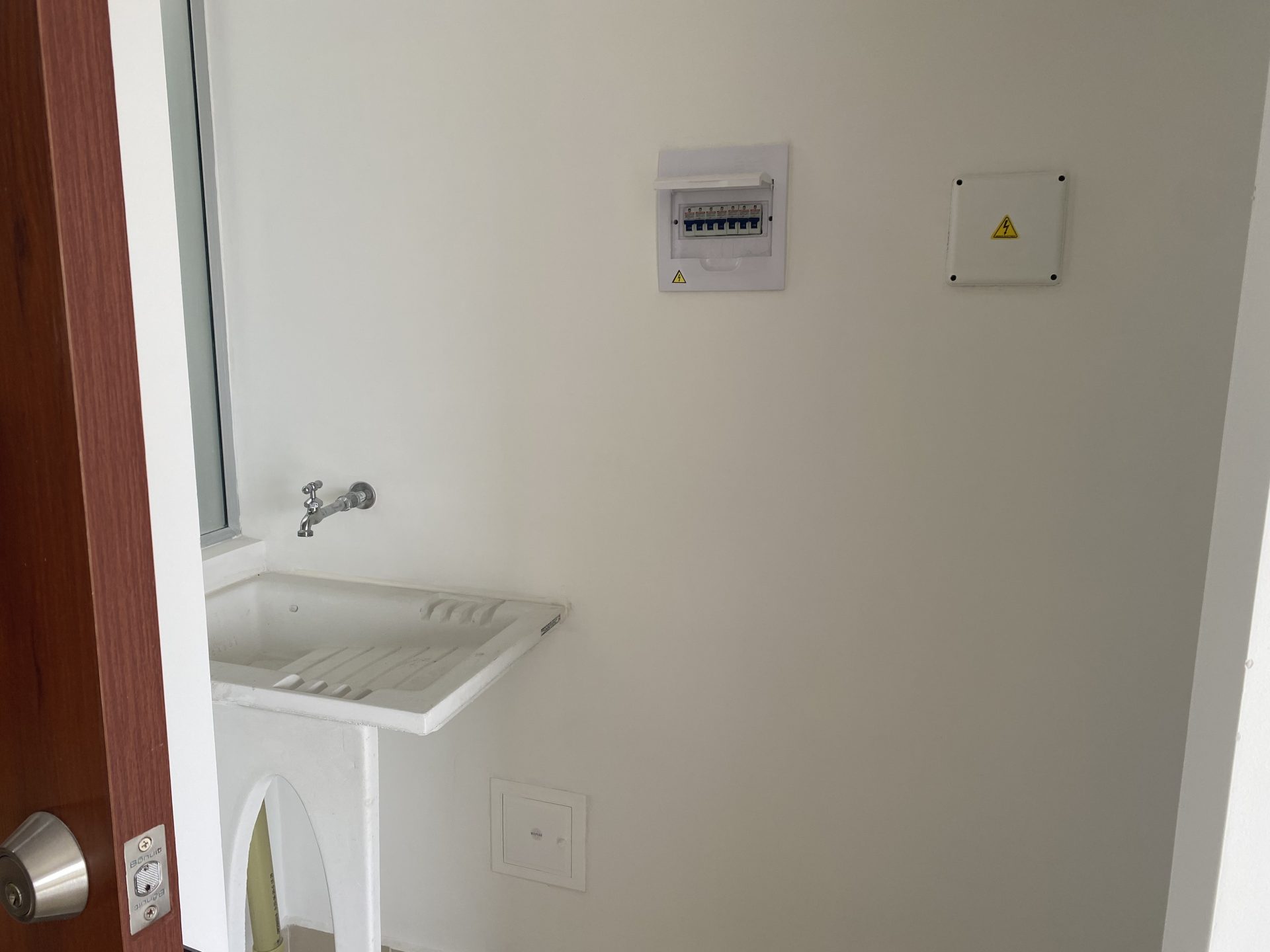 APARTAMENTO EN ARRIENDO VILLAMARIA CON ASCENSOR Y GARAJE