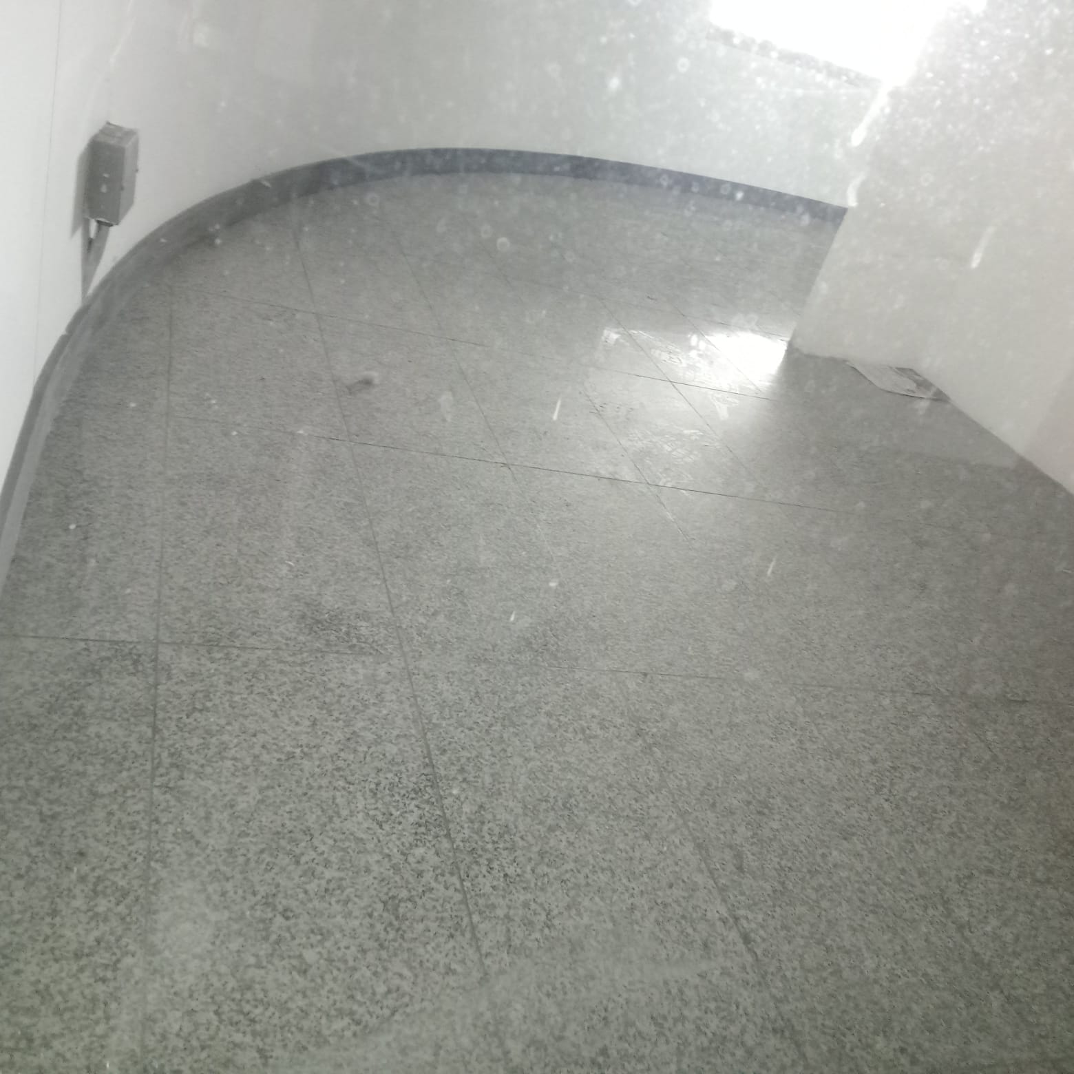 ARRIENDO OFICINA EN LA AV EL POBLADO
