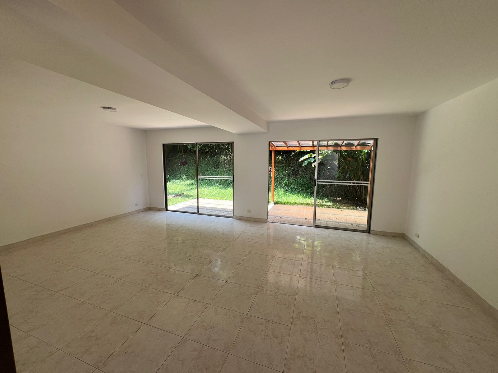 EN ARRIENDO APARTAMENTO EN LAS PALMAS COUNTRY CLUB