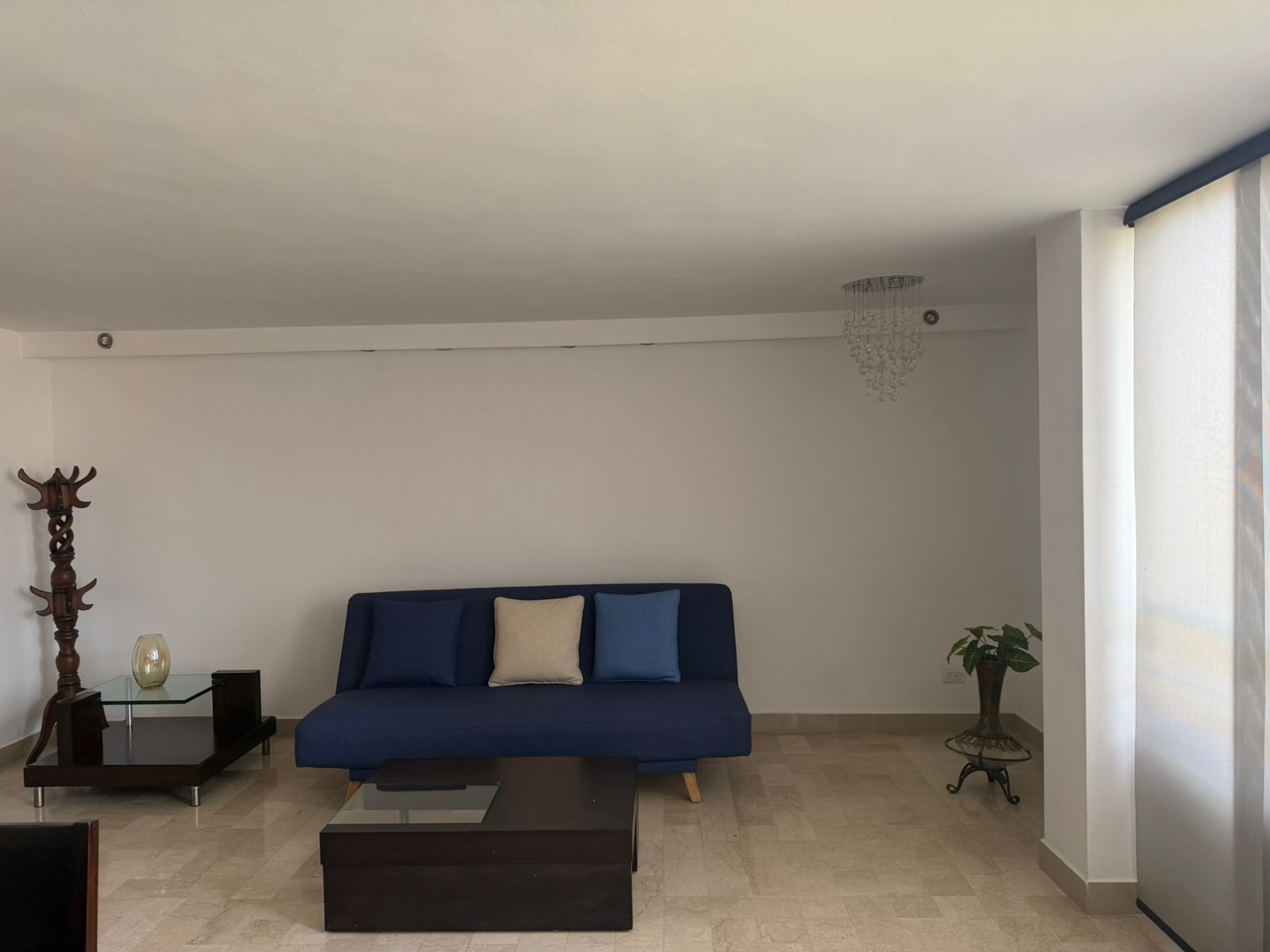 EN ARRIENDO APARTAMENTO SECTOR POBLADO LOS BALSOS