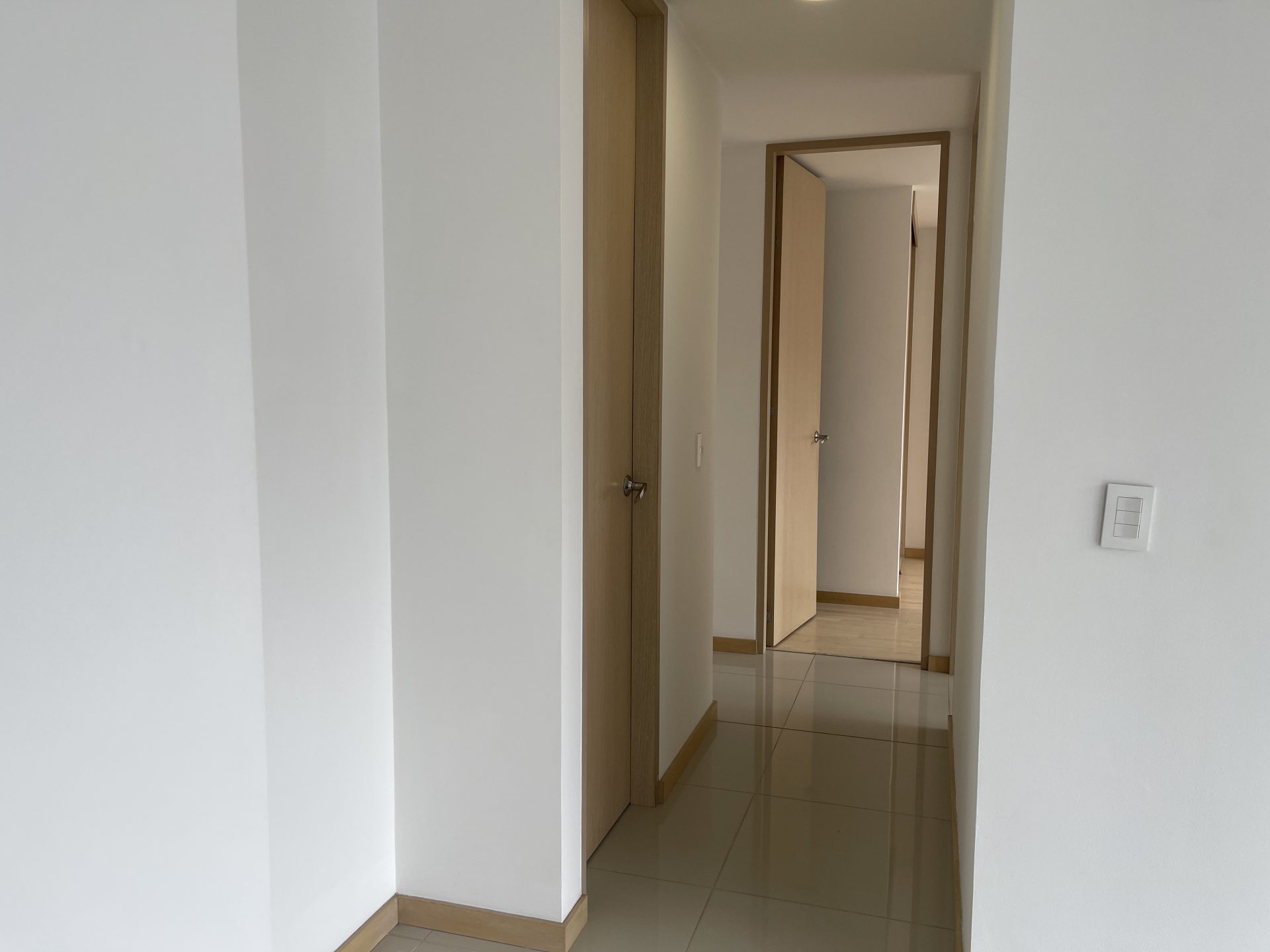ARRIENDO APARTAMENTO SECTOR LOMA DEL INDIO EN EL POBLADO