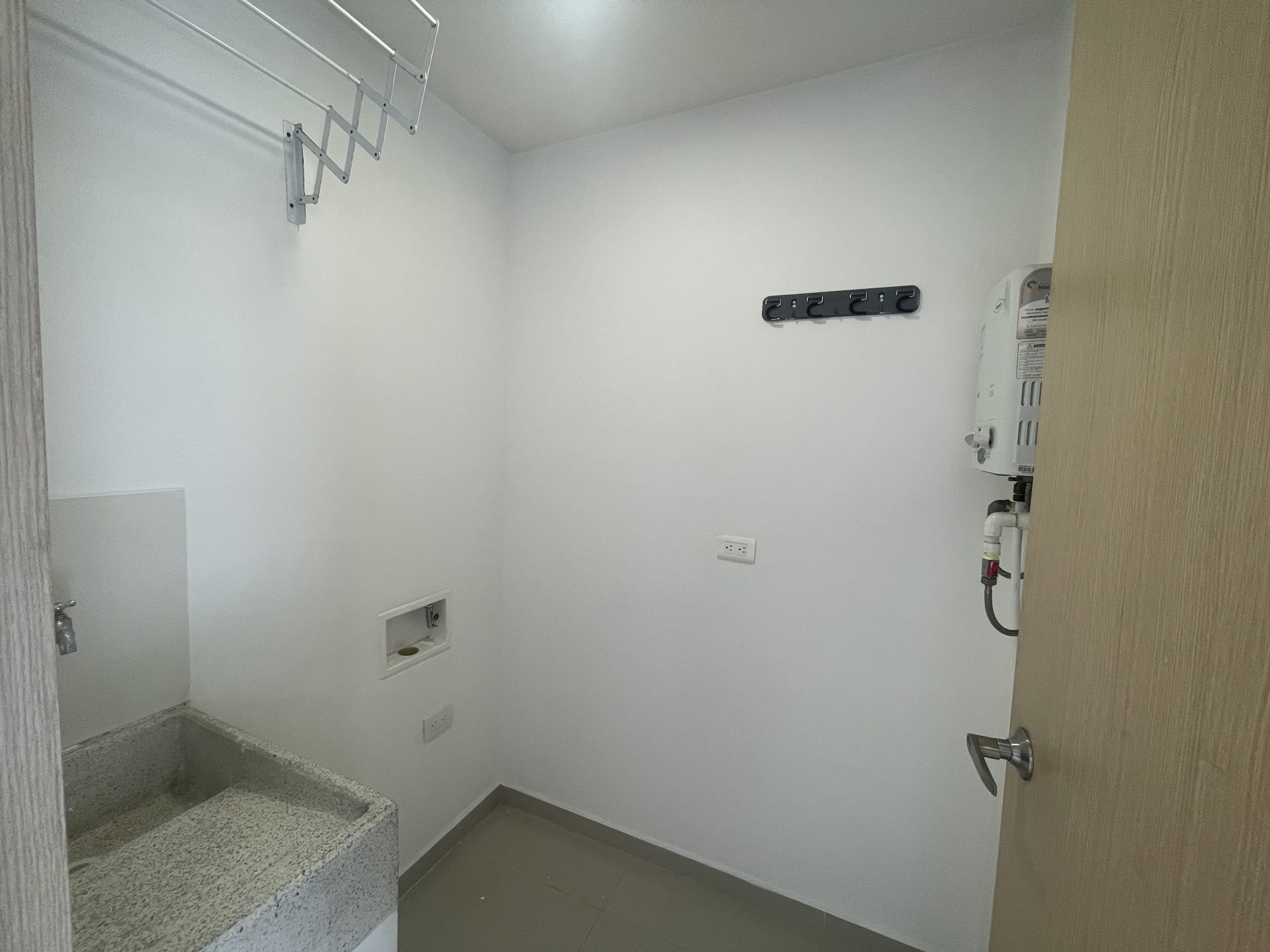 ARRIENDO APARTAMENTO SECTOR LOMA DEL INDIO EN EL POBLADO