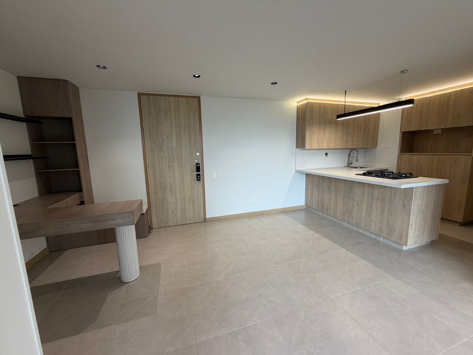 EN VENTA O ARRIENDO APARTAMENTO EN LAS PALMAS COUNTRY CLUB