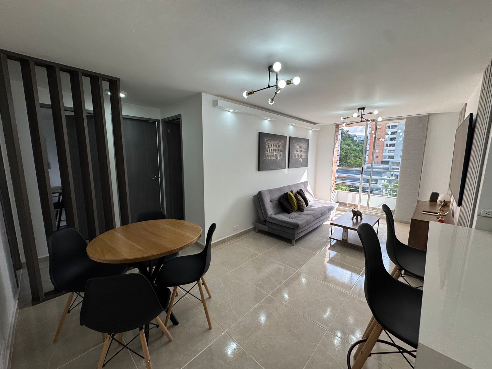 EN ARRIENDO APARTAMENTO AMOBLADO SECTOR SAN JULIAN EN EL POBLADO