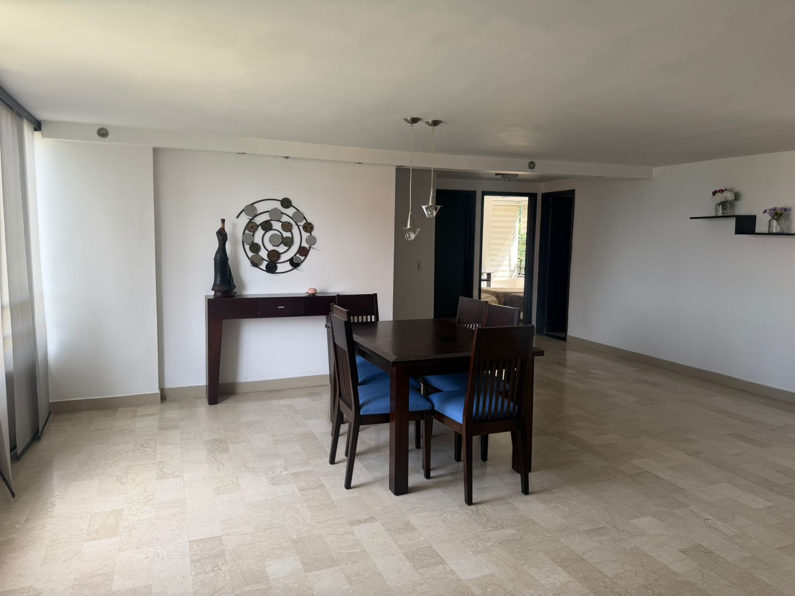 EN ARRIENDO APARTAMENTO SECTOR POBLADO LOS BALSOS