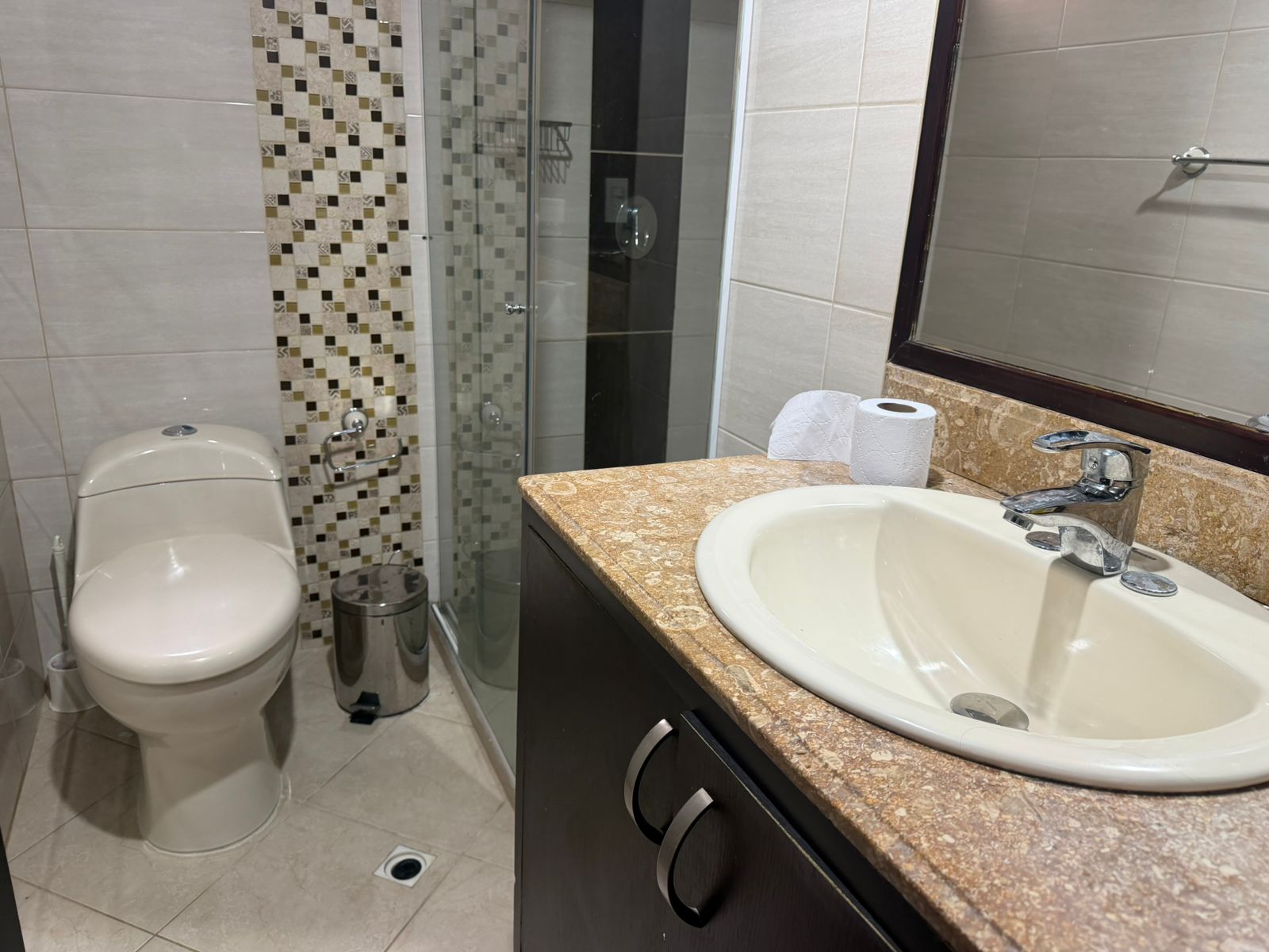 EN ARRIENDO APARTAMENTO SECTOR POBLADO LOS BALSOS