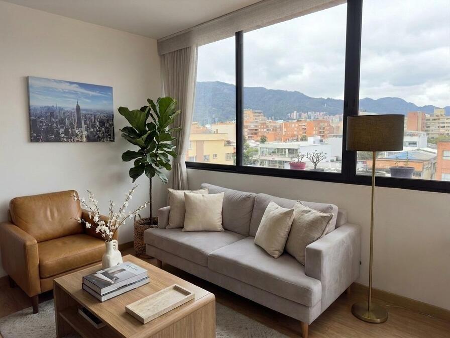 Oficina en Arriendo en El chico, Bogotá