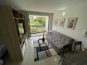 Alquilo Apartaestudio amoblado Alto Living La Flora 3er piso