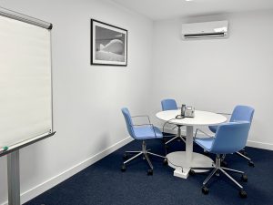 MeetingRoomL_21.jpg