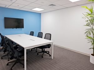 MeetingRoomL_40.jpg