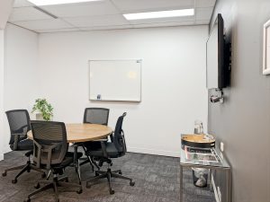 MeetingRoomL_74.jpg