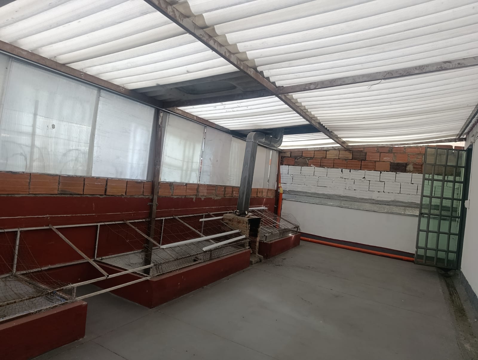 ORGANIZACIÓN INMENZA ARRIENDA EXCELENTE BODEGA