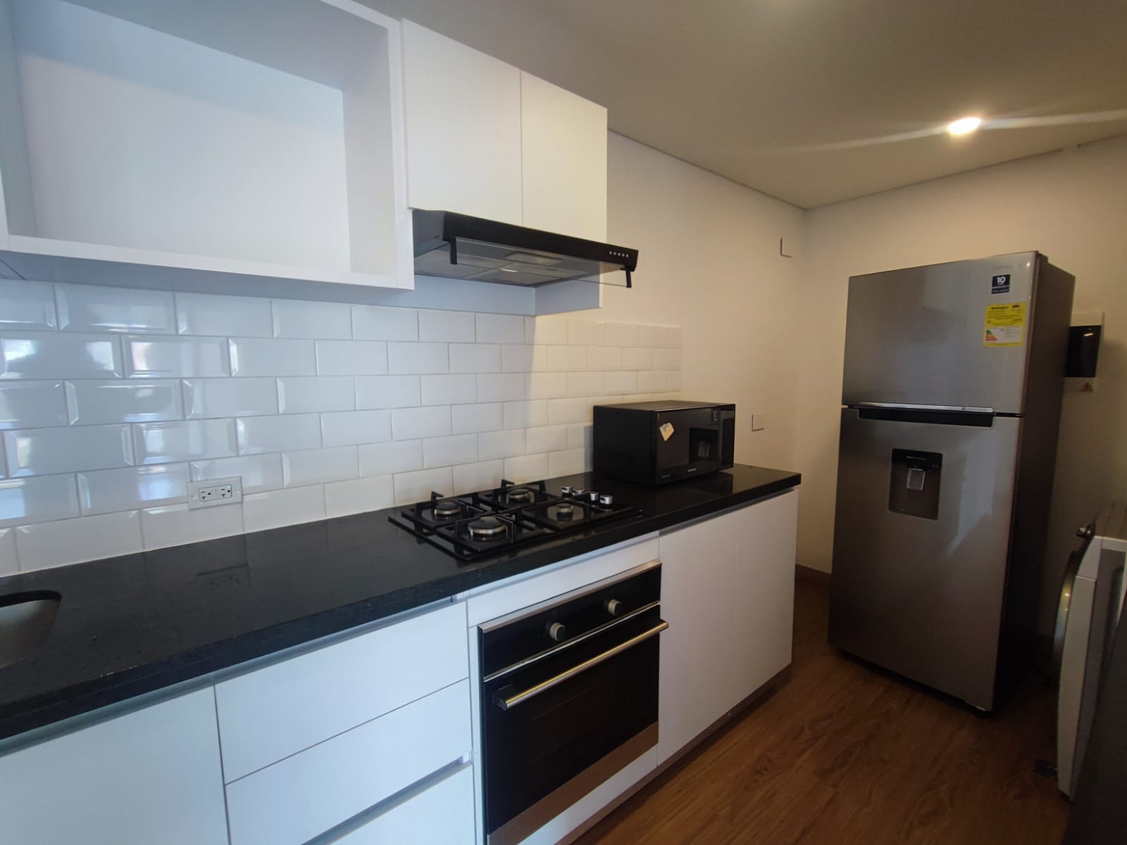 APARTAMENTO EN ARRIENDO 3 HABITACIONES