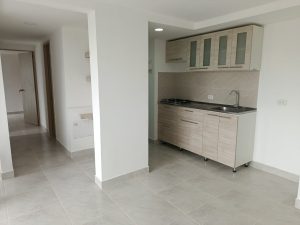 ¡Espectacular 1.º piso en Tierra Linda del Parque, Sur! Con piscina, juegos, salón y seguridad 24/7.