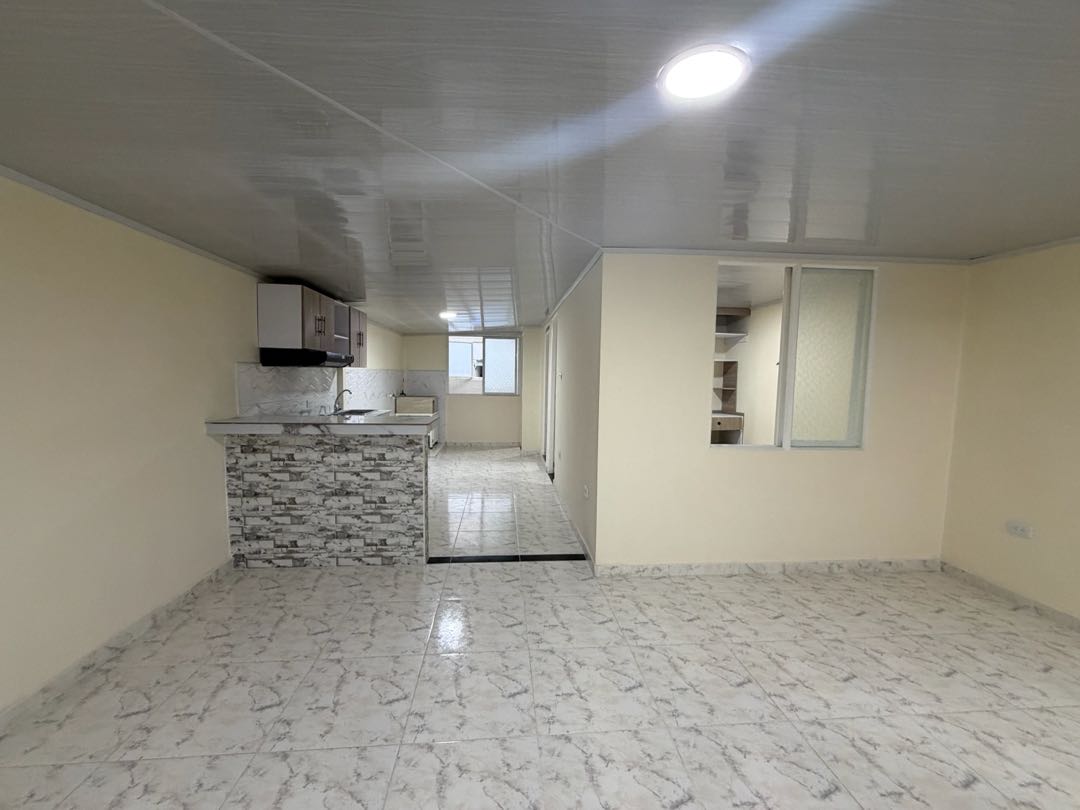 SE ARRIENDA APARTAESTUDIO