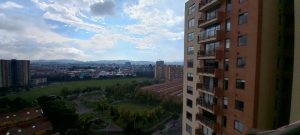 apartamento_en_arriendo_altos_1663704636-1064_6222.jpg