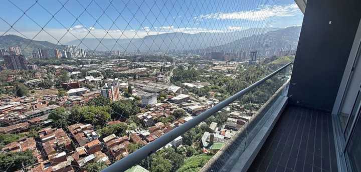 Arriendo Apartamento tercer piso Belén las playas