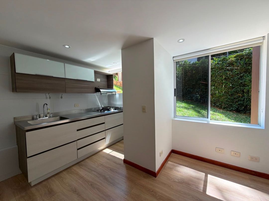 APARTAMENTO EN SEGUNDO PISO EN ARRIENDO EN LA CEJA