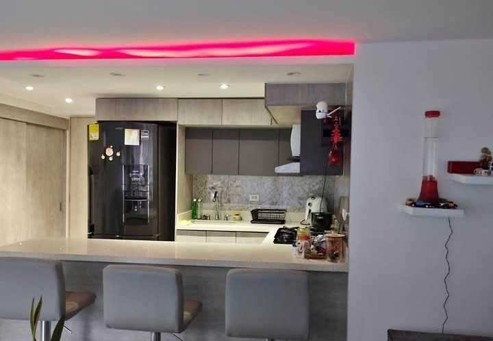 Arriendo Apartamento Loma de los Bernal