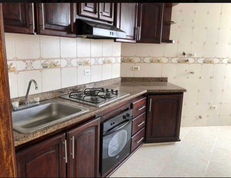 Arriendo apartamento por buenavista