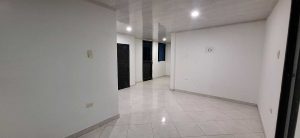 arriendo_apto_altos_del_peon_g_1778803515-2359_255.jpeg