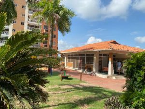 arriendo_apto_en_miramar_1792363881-9082_9603.jpeg