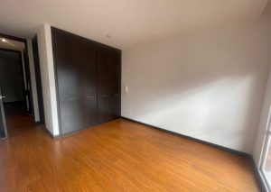 arriendo_hermoso_apartamento_b_1703710200-3045_8799.jpg