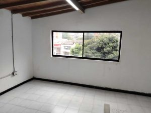 arriendo_local_en_la_80_cerca_1791995082-7224_2877.jpeg