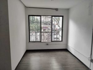 arriendo_local_en_la_80_cerca_1791995089-0837_7526.jpeg